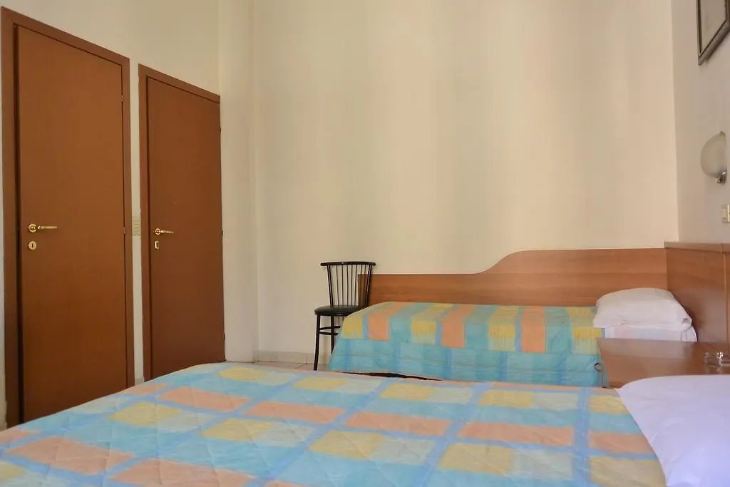 Hotel Oriente Milan 0*,